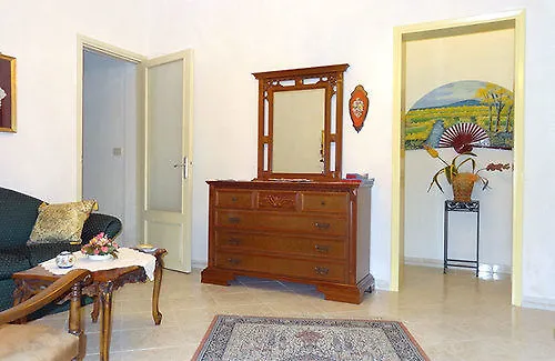 Casa Melone Giallo Paceco Italien
